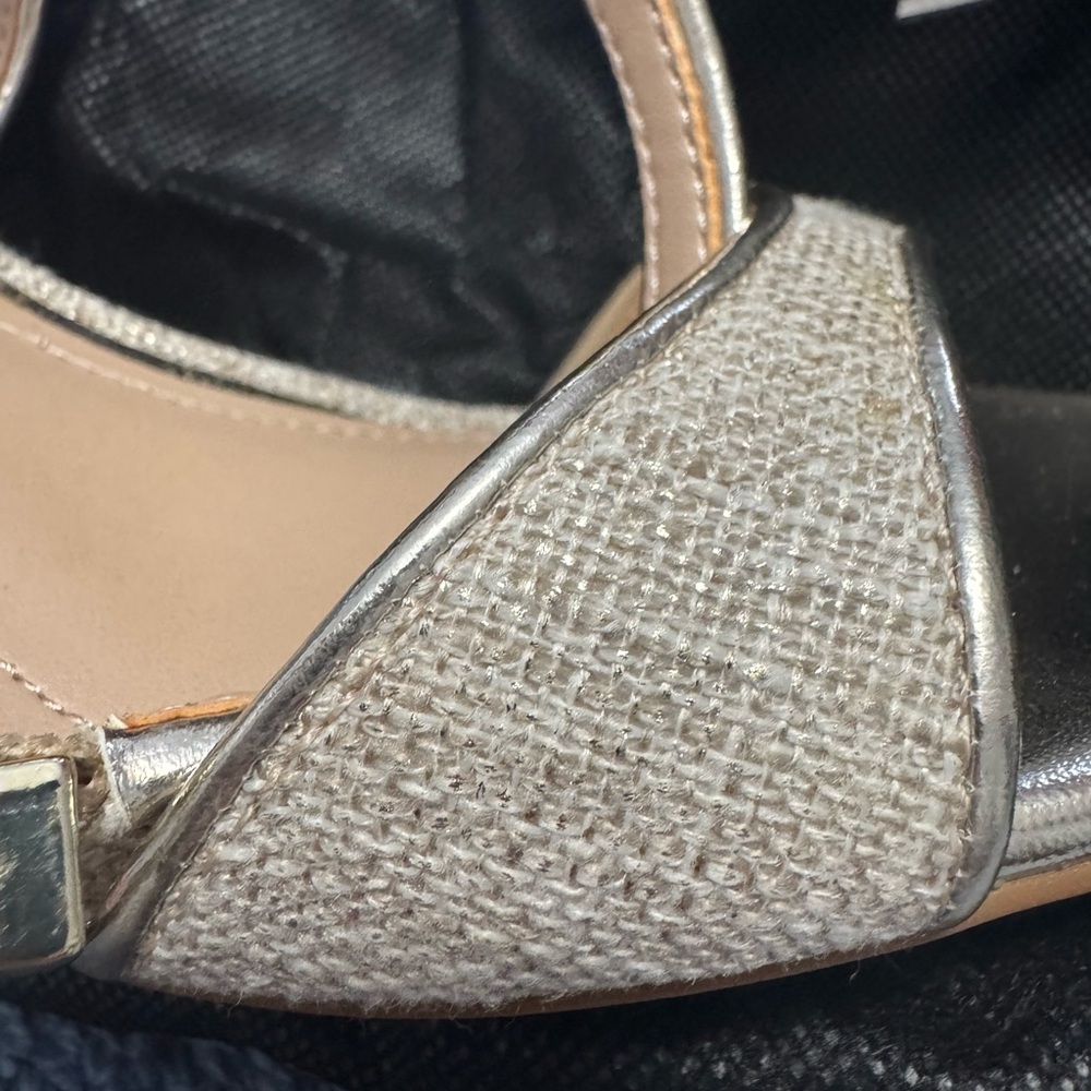 White House Black Market Kaylee Biscotti Wedges – Size 6 – NIB - Picture 4 of 6